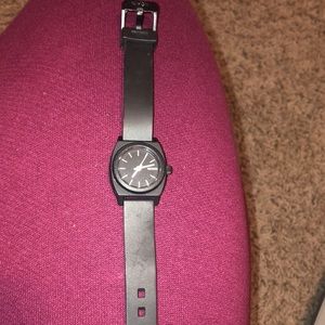 Ladies Nixon Watch(needs a battery)